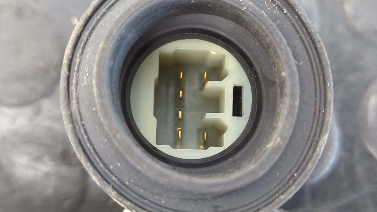 ELEVALUNAS TRASERO IZQUIERDO TOYOTA LEXUS RX - vista 2