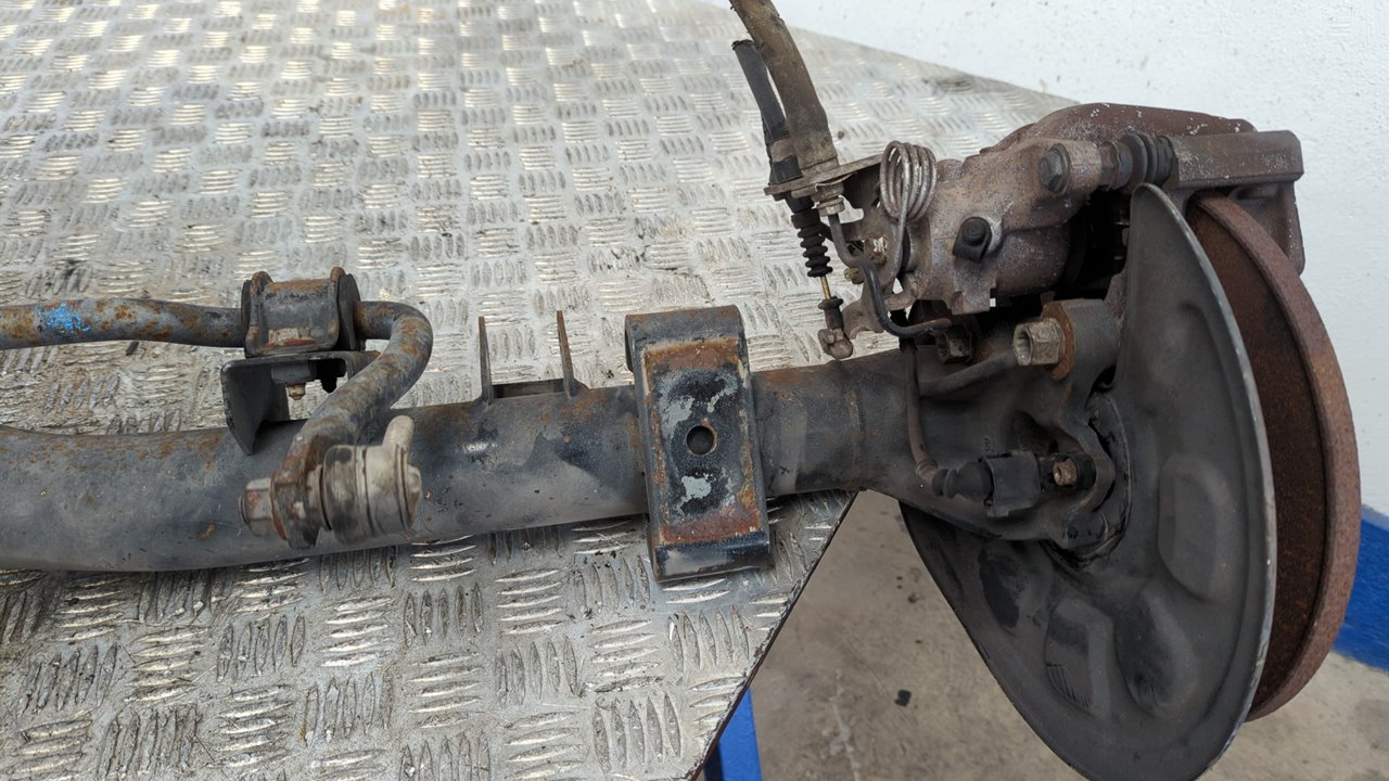 PUENTE TRASERO VOLKSWAGEN CADDY KA/KB (2K) - vista 7