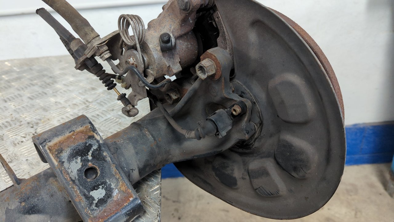 PUENTE TRASERO VOLKSWAGEN CADDY KA/KB (2K) - vista 4