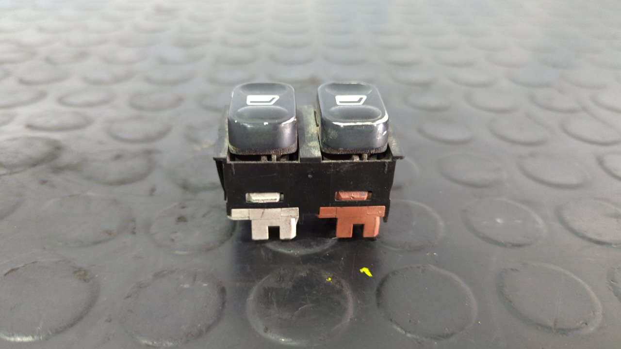 MANDO ELEVALUNAS DELANTERO IZQUIERDO PEUGEOT 406 BERLINA (S1/S2) - vista 6