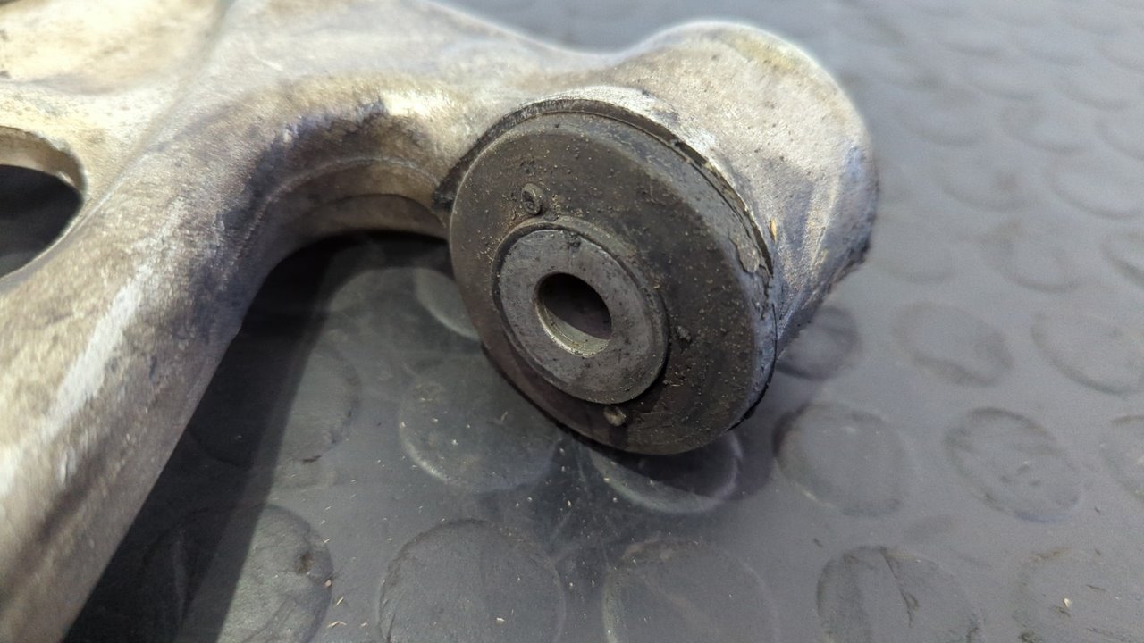 BRAZO IZQUIERDO INFERIOR DELANTERO VOLKSWAGEN PASSAT BERLINA (3C2) - vista 7