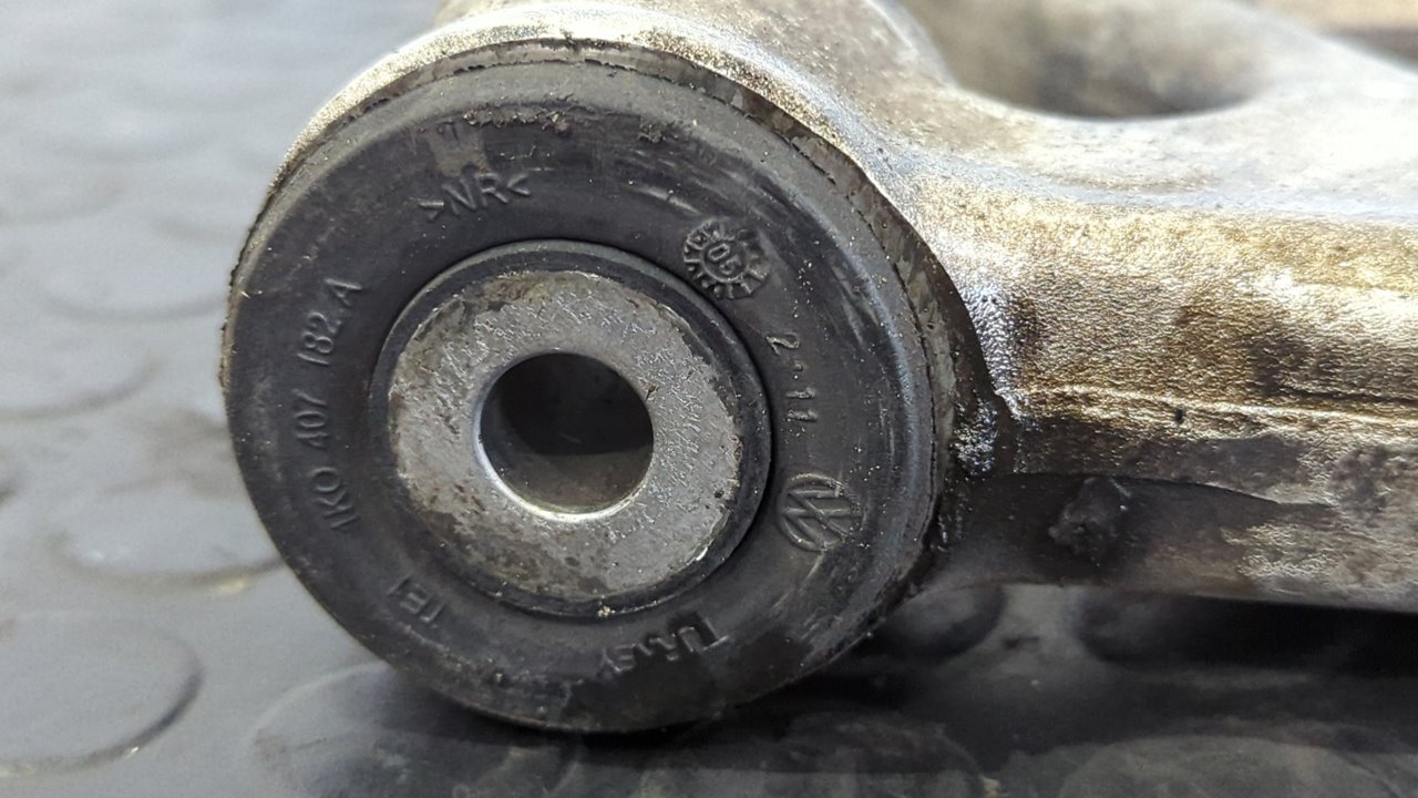 BRAZO IZQUIERDO INFERIOR DELANTERO VOLKSWAGEN PASSAT BERLINA (3C2) - vista 5