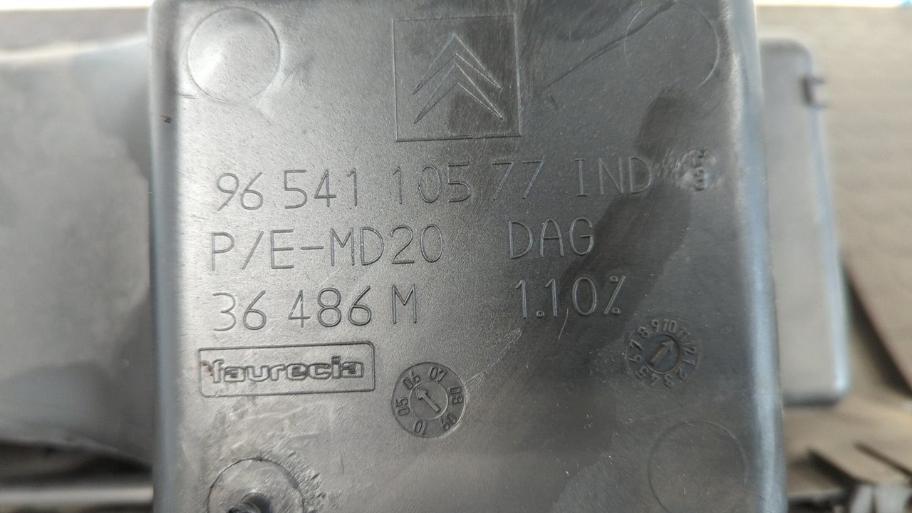 GUANTERA CITROEN C4 GRAND PICASSO - vista 3