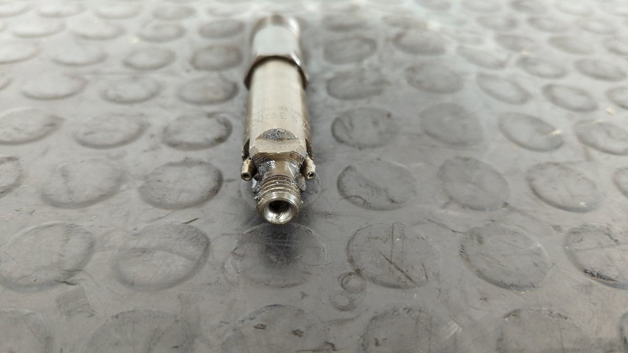 INYECTOR MERCEDES-BENZ CLASE E (W210) BERLINA DIESEL - vista 2