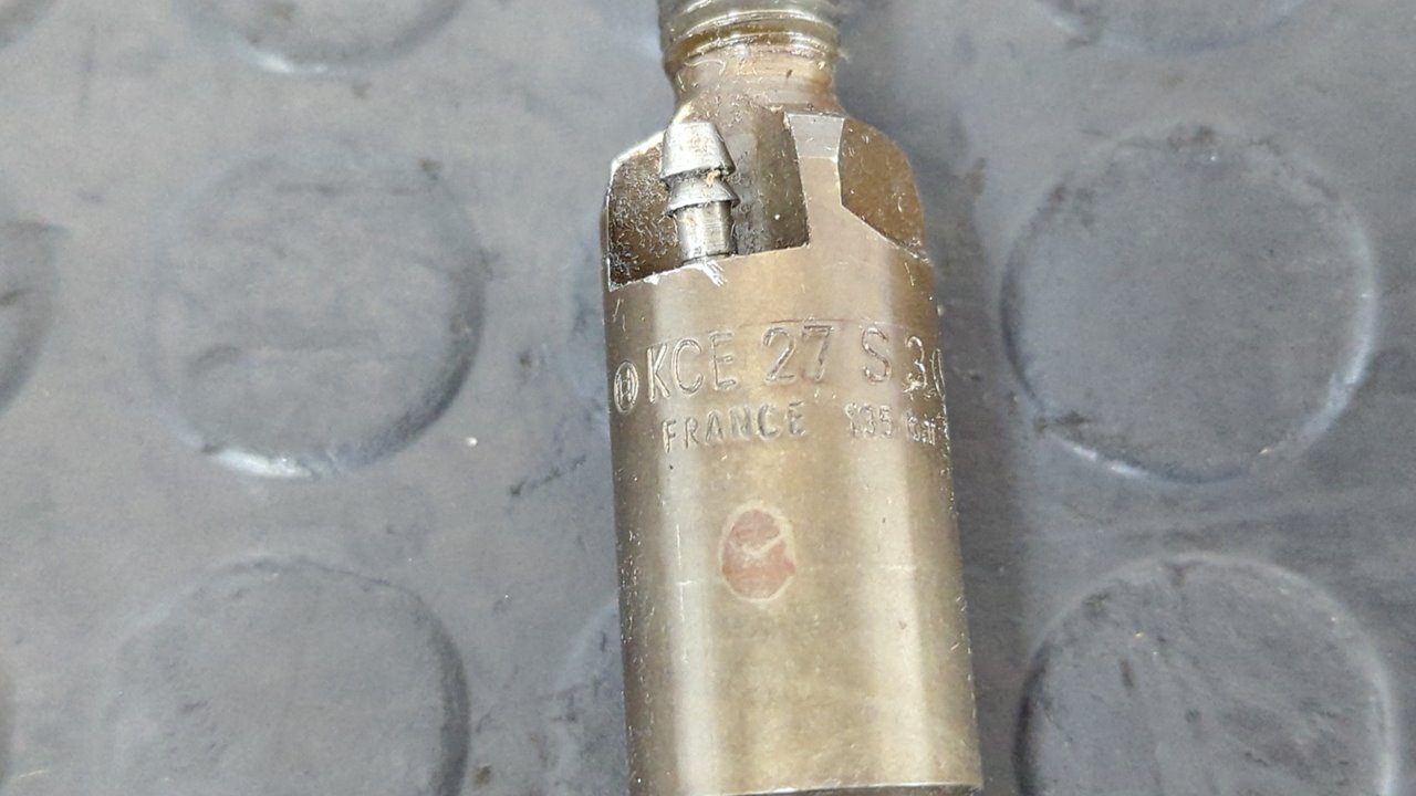 INYECTOR MERCEDES-BENZ CLASE E (W210) BERLINA DIESEL - vista 2