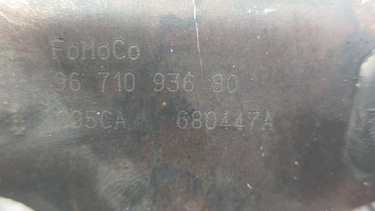 COLECTOR ESCAPE FORD KUGA (CBS) - vista 4