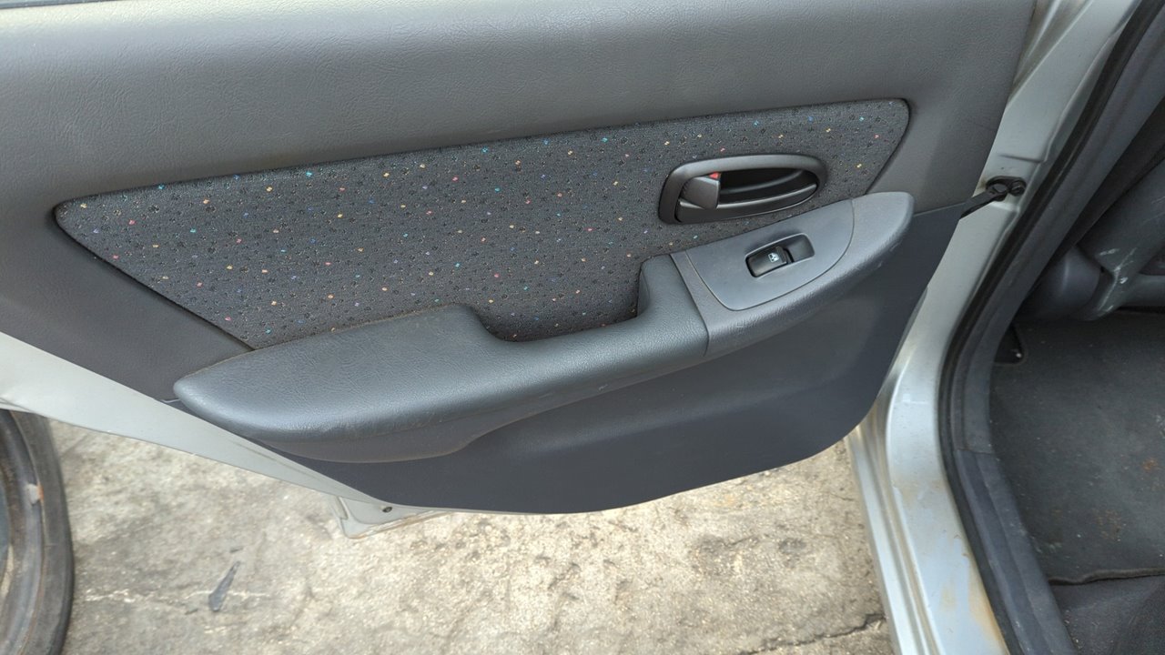 MOTOR ELEVALUNAS DELANTERO DERECHO HYUNDAI ELANTRA (XD) - vista 2