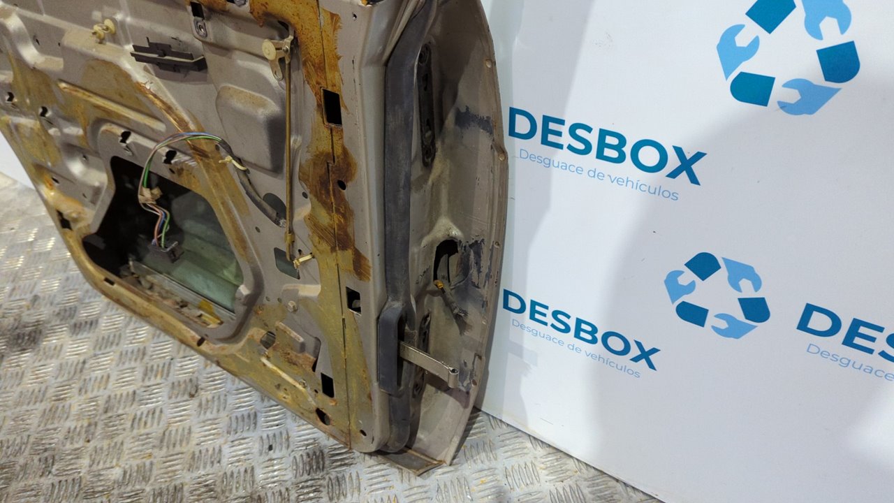 PUERTA TRASERA IZQUIERDA MERCEDES-BENZ CLASE S (W126) BERLINA+COUPE - vista 6