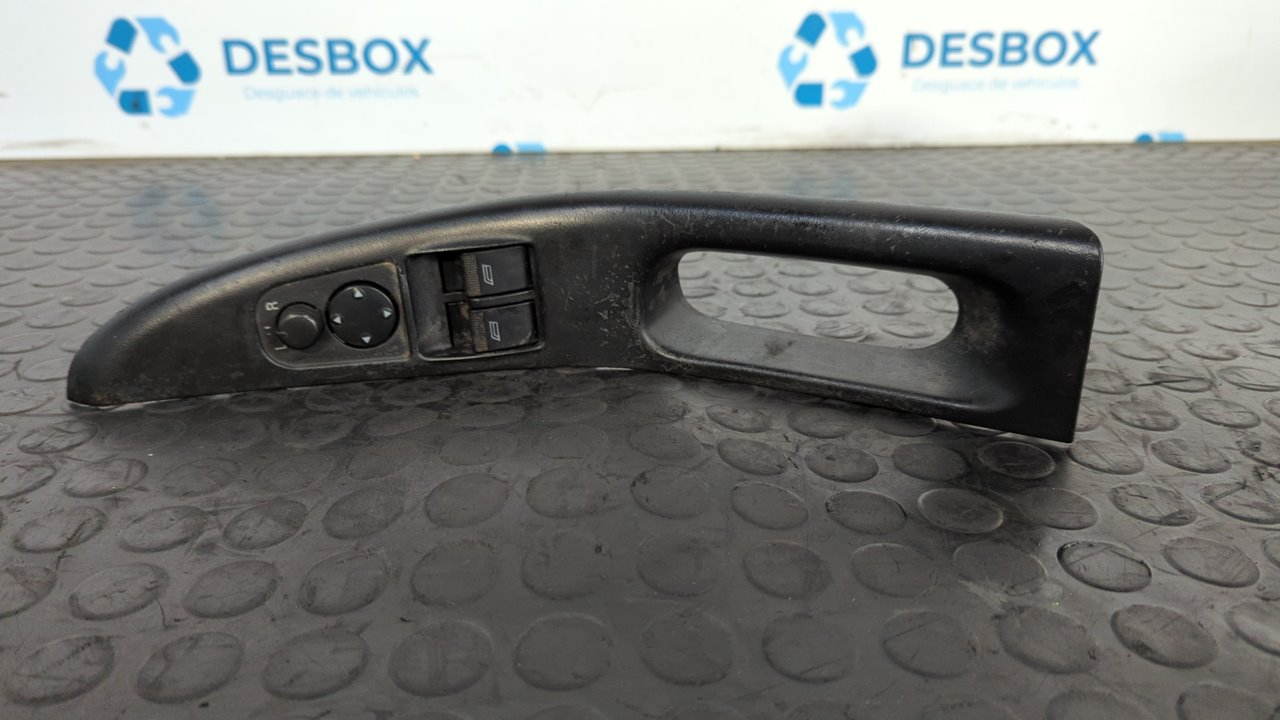 MANDO ELEVALUNAS DELANTERO IZQUIERDO AUDI A3 (8L)