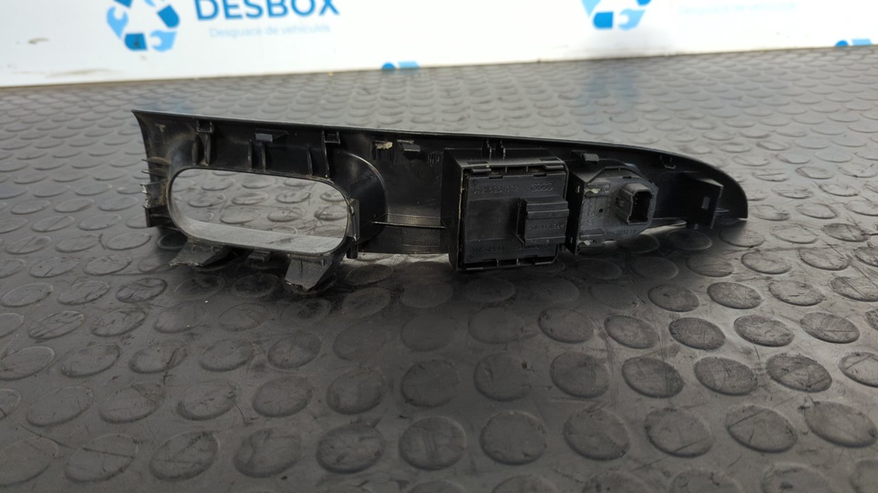 MANDO ELEVALUNAS DELANTERO IZQUIERDO AUDI A3 (8L) - vista 8