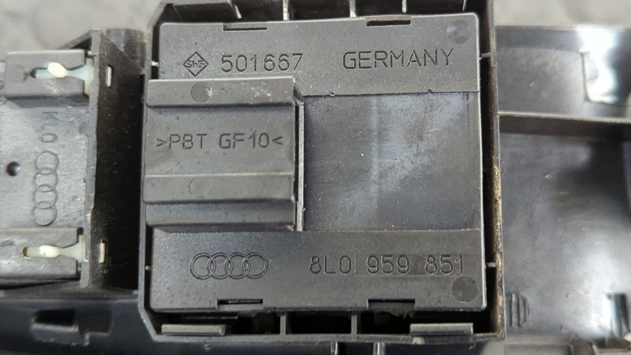 MANDO ELEVALUNAS DELANTERO IZQUIERDO AUDI A3 (8L) - vista 6