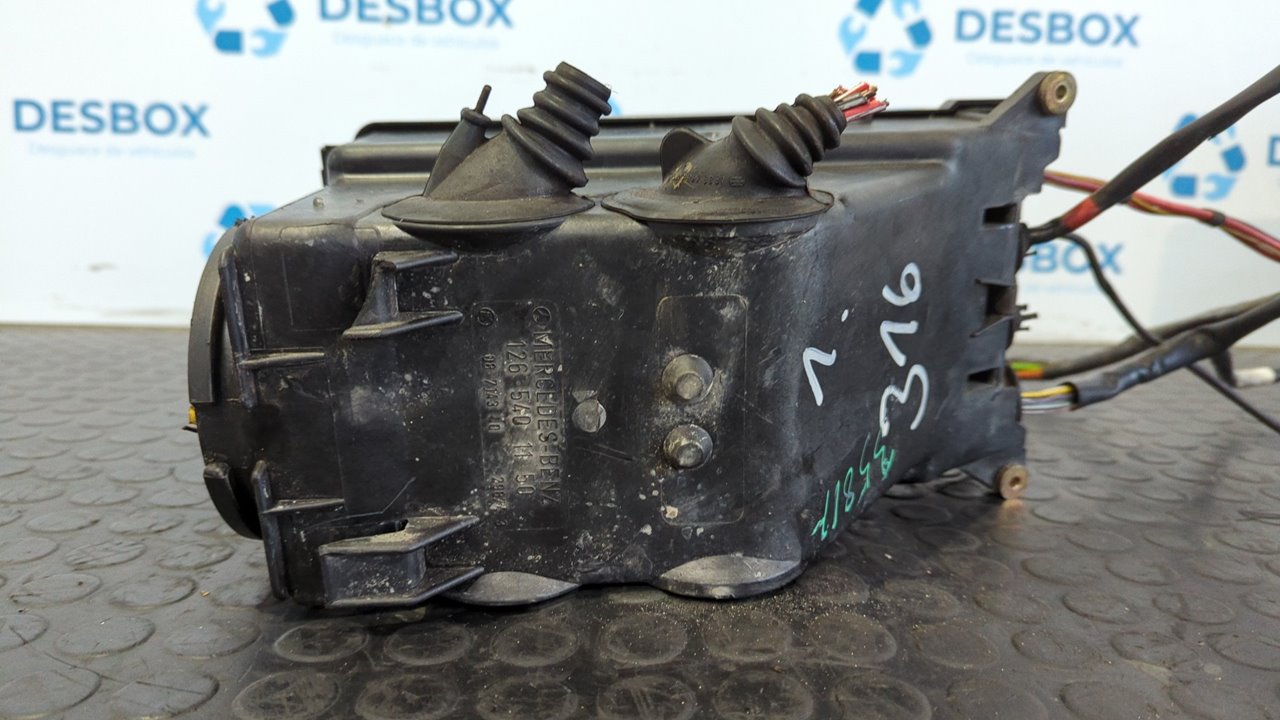 CAJA RELES / FUSIBLES MERCEDES-BENZ CLASE S (W126) BERLINA+COUPE - vista 3