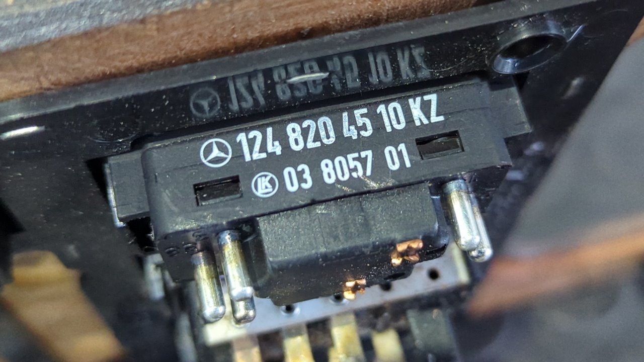 MANDO ELEVALUNAS DELANTERO IZQUIERDO MERCEDES-BENZ CLASE S (W126) BERLINA+COUPE - vista 4