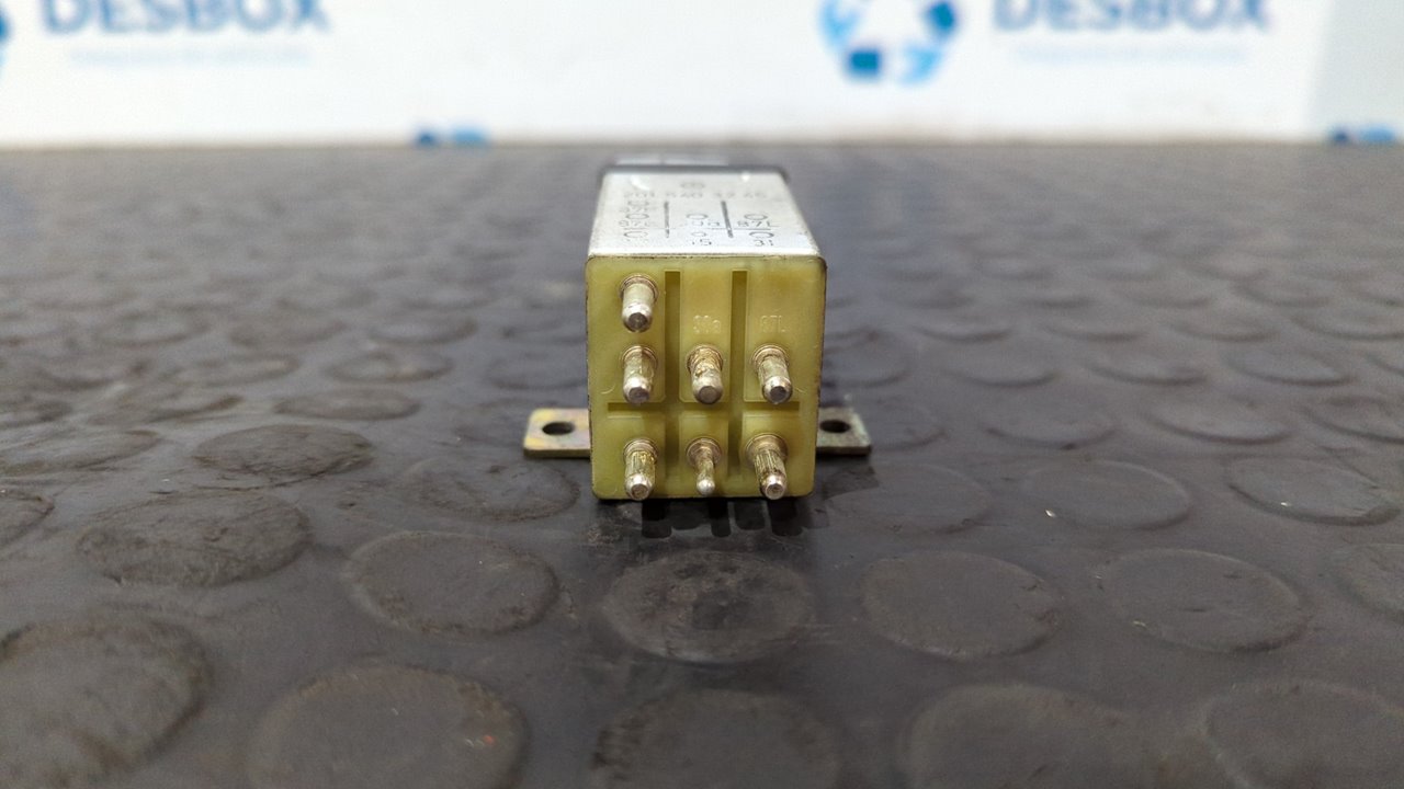 RELE MERCEDES-BENZ CLASE S (W126) BERLINA+COUPE - vista 4