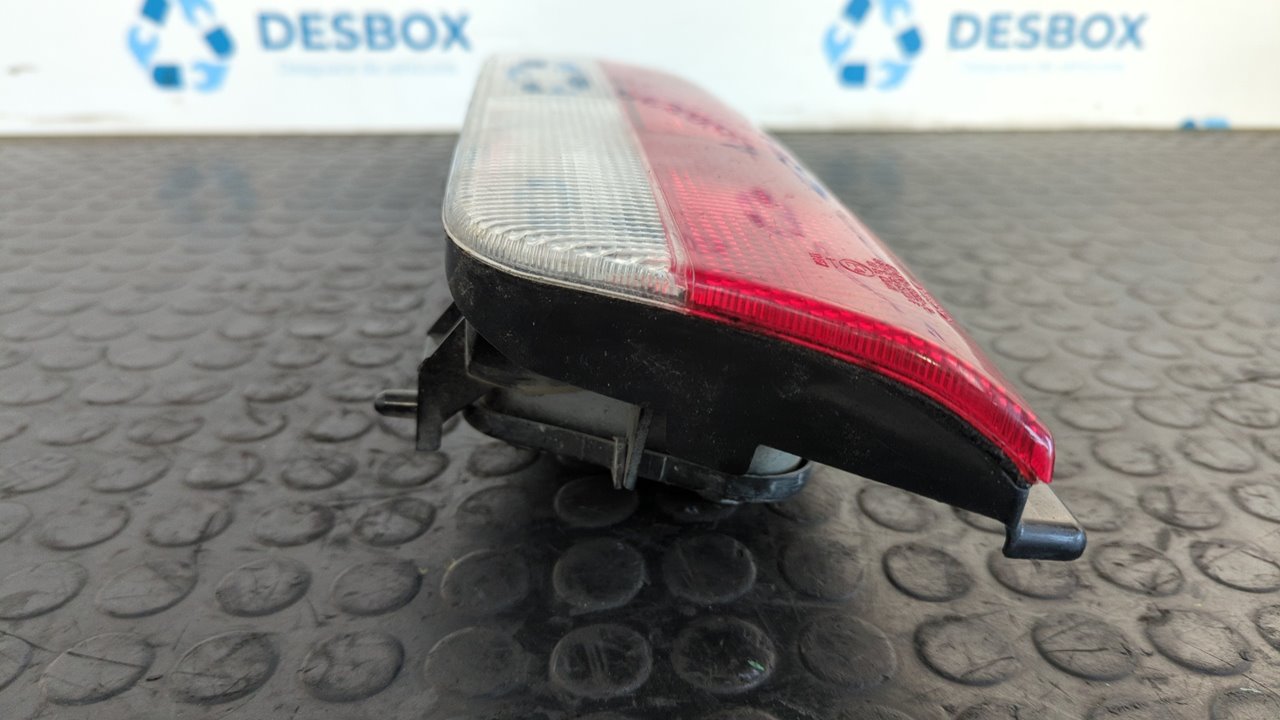 PILOTO TRASERO IZQUIERDO SUZUKI SWIFT SF BERLINA (EA) - vista 7