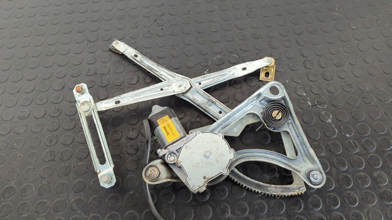 ELEVALUNAS DELANTERO IZQUIERDO MERCEDES-BENZ CLASE S (W126) BERLINA+COUPE