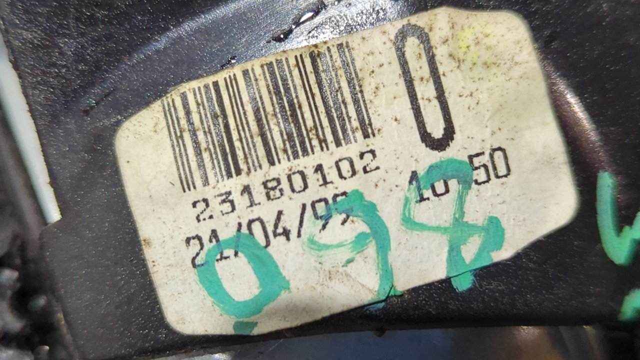 PILOTO PORTON IZQUIERDO NISSAN PRIMERA BERLINA (P11) - vista 6