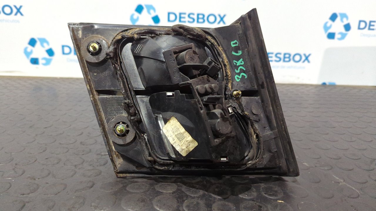 PILOTO PORTON DERECHO NISSAN PRIMERA BERLINA (P11) - vista 2