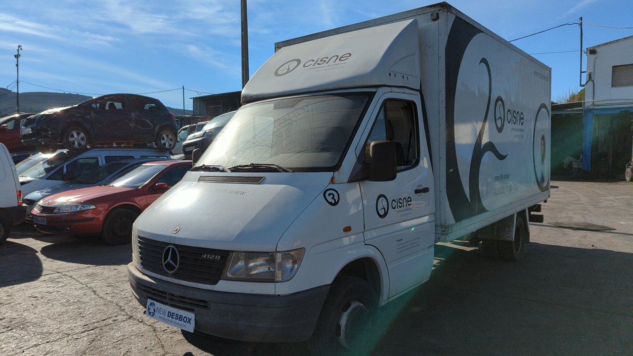 ALETA DELANTERA DERECHA MERCEDES-BENZ SPRINTER (W901,W904) CAJA CERR. - vista 3