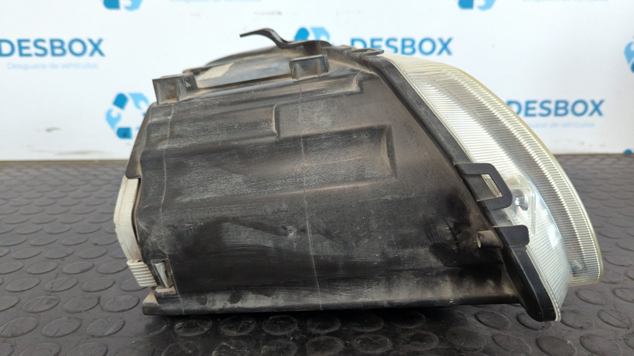 FARO IZQUIERDO CHRYSLER VOYAGER (RG) - vista 3