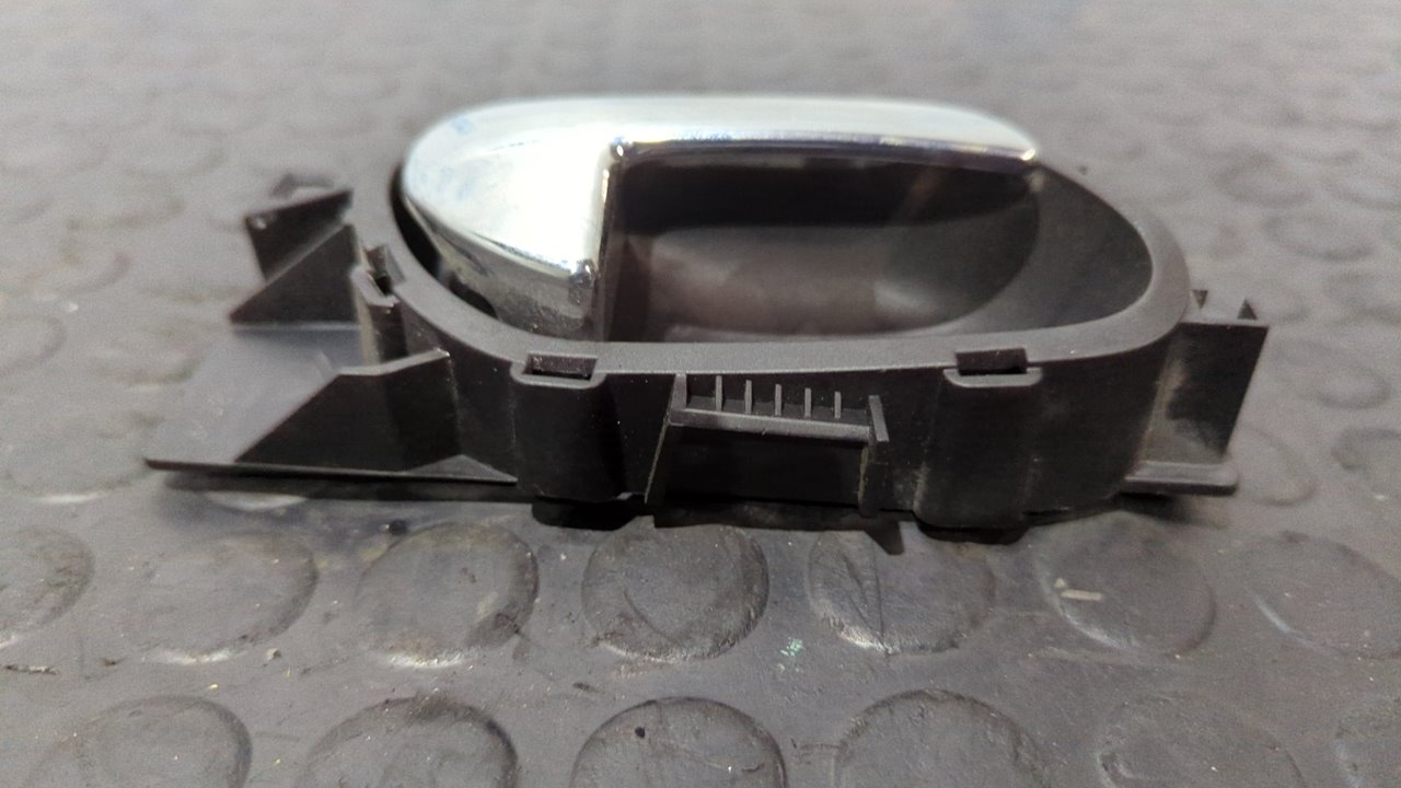 MANETA INTERIOR DELANTERA DERECHA PEUGEOT 308 - vista 7