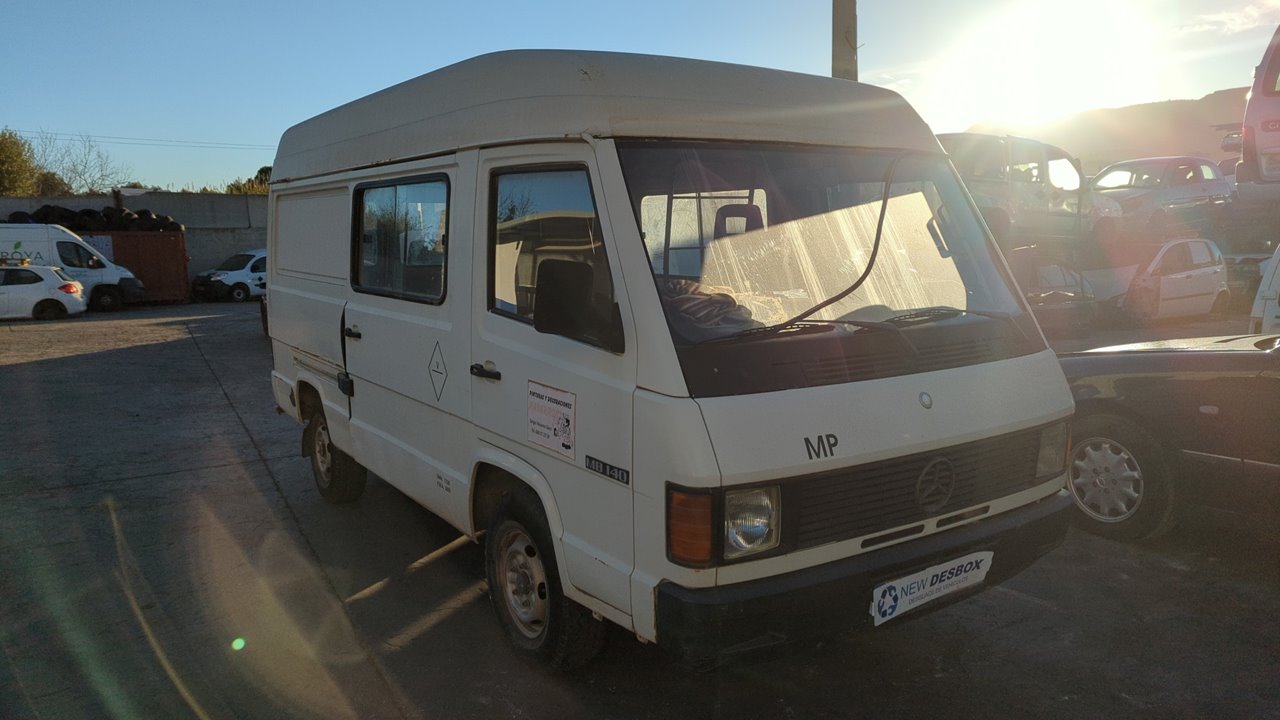 MERCEDES-BENZ MB 100 D CAJA CERRADA / COMBI