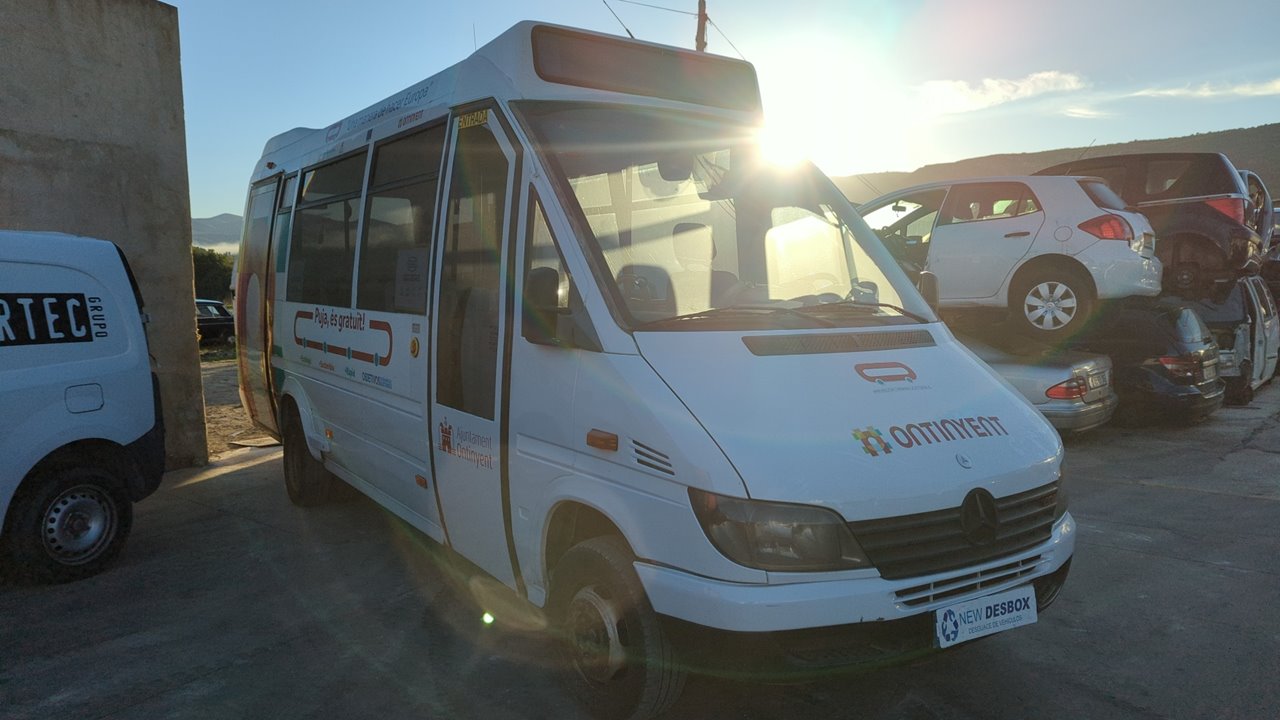 MERCEDES-BENZ SPRINTER 02.00 -> COMBI