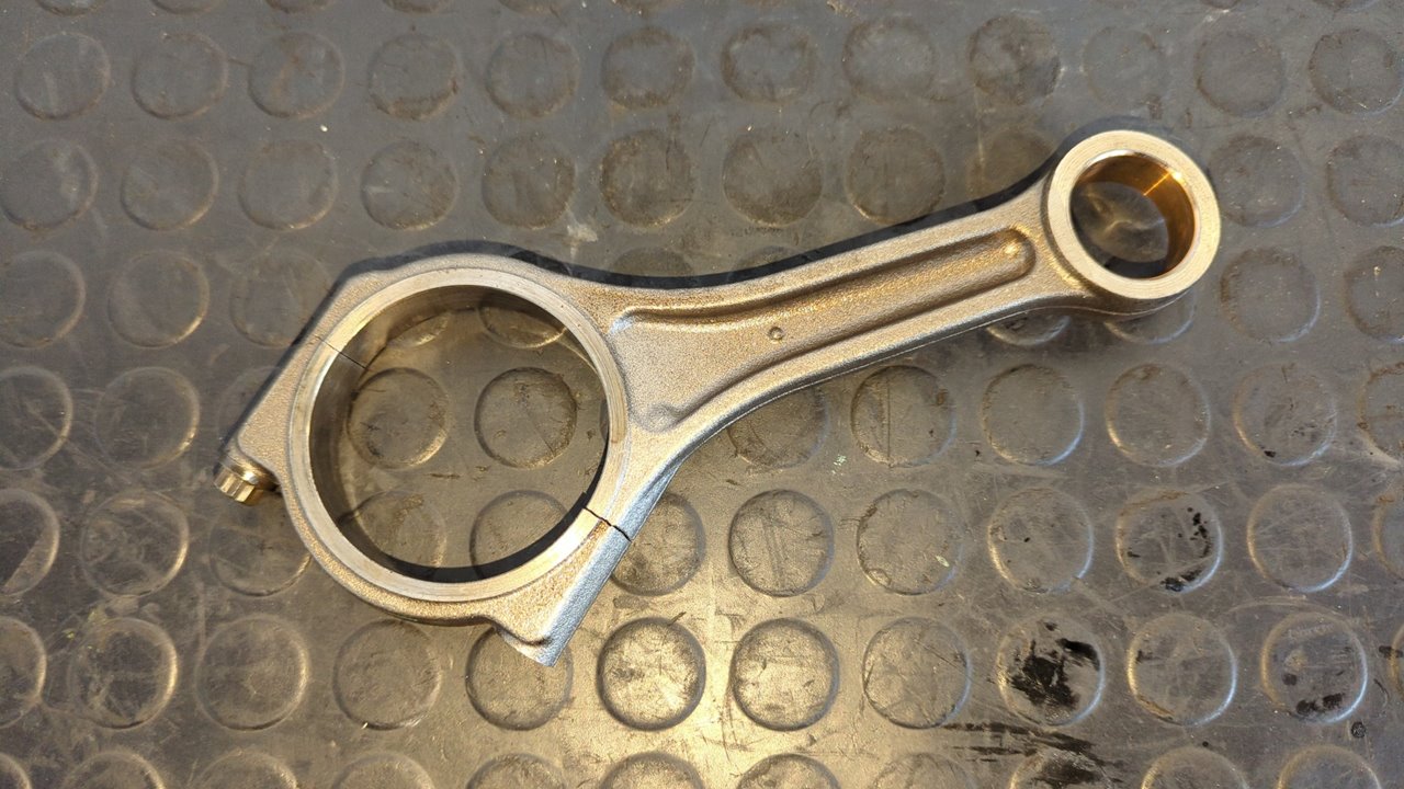 BIELA LAND ROVER RANGE ROVER SPORT