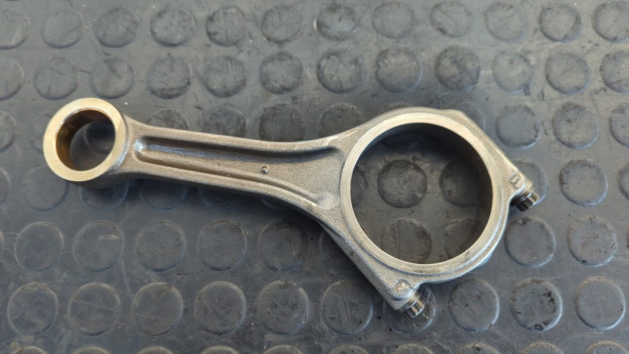 BIELA LAND ROVER RANGE ROVER SPORT