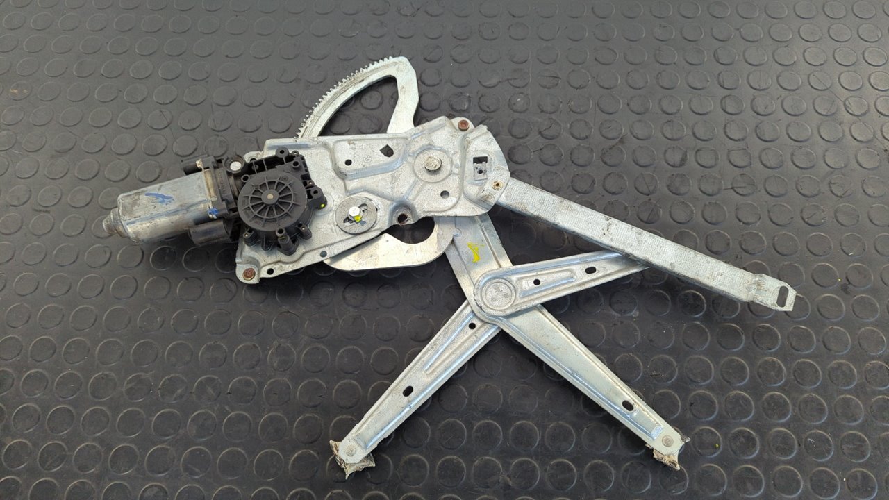 ELEVALUNAS DELANTERO DERECHO BMW SERIE 3 COMPACTO (E36)