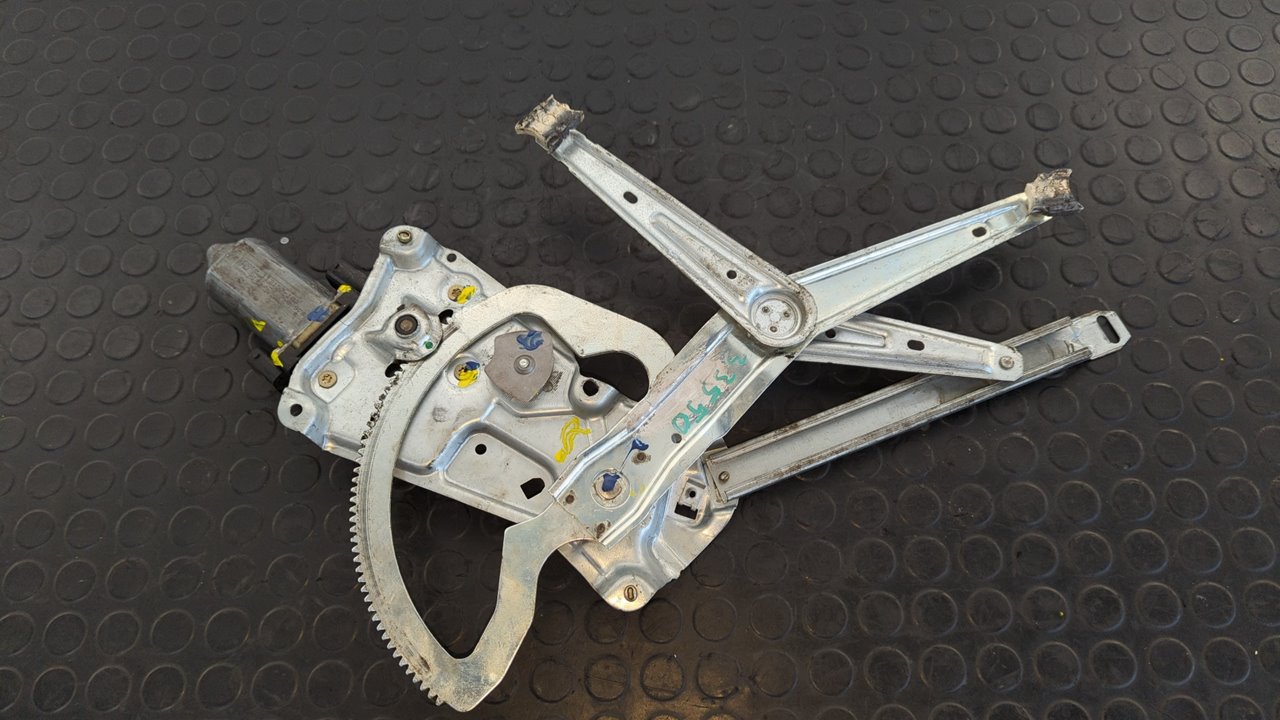 ELEVALUNAS DELANTERO DERECHO BMW SERIE 3 COMPACTO (E36) - vista 4