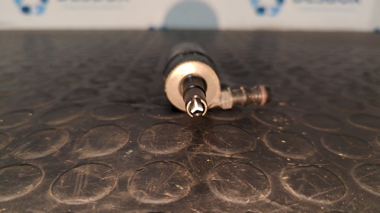 BOMBA LIMPIA VOLKSWAGEN PASSAT BERLINA (3C2) - vista 3