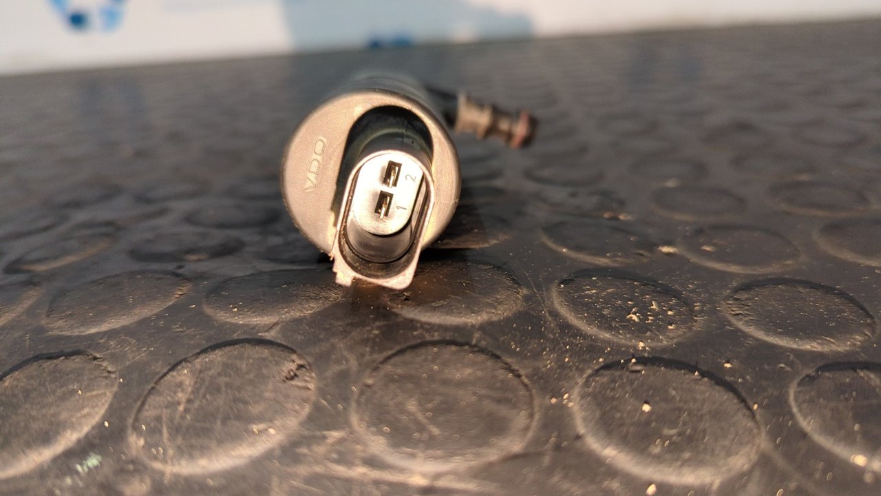 BOMBA LIMPIA VOLKSWAGEN PASSAT BERLINA (3C2) - vista 2