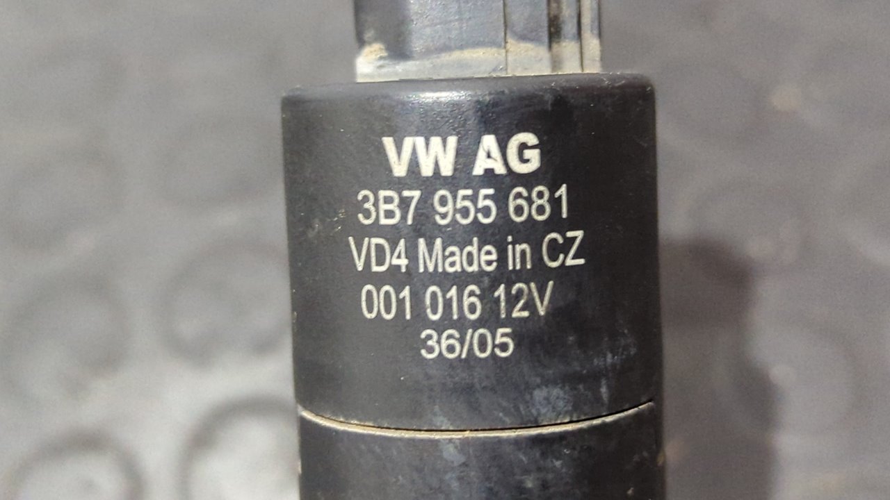 BOMBA LIMPIA VOLKSWAGEN PASSAT BERLINA (3C2) - vista 4