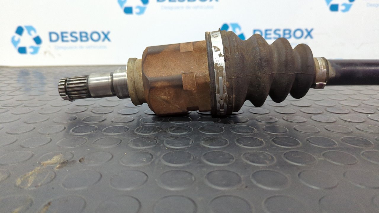 TRANSMISION DELANTERA DERECHA TOYOTA YARIS - vista 2