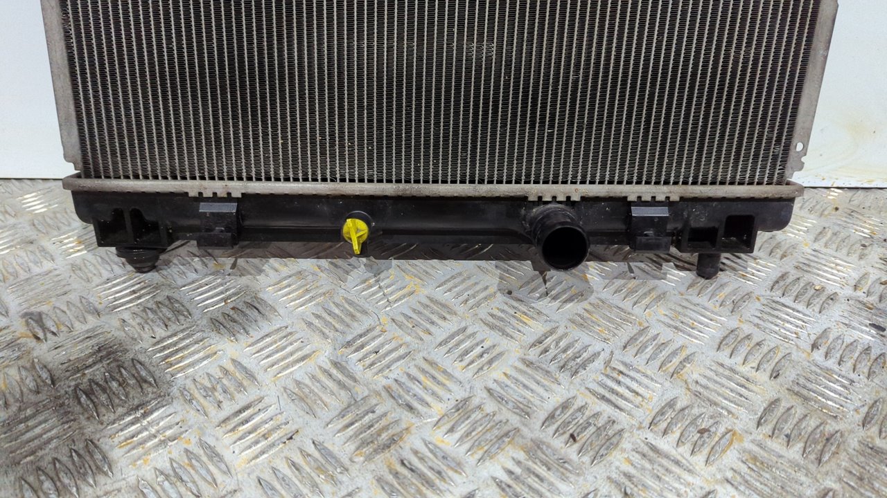 RADIADOR AGUA TOYOTA YARIS - vista 7
