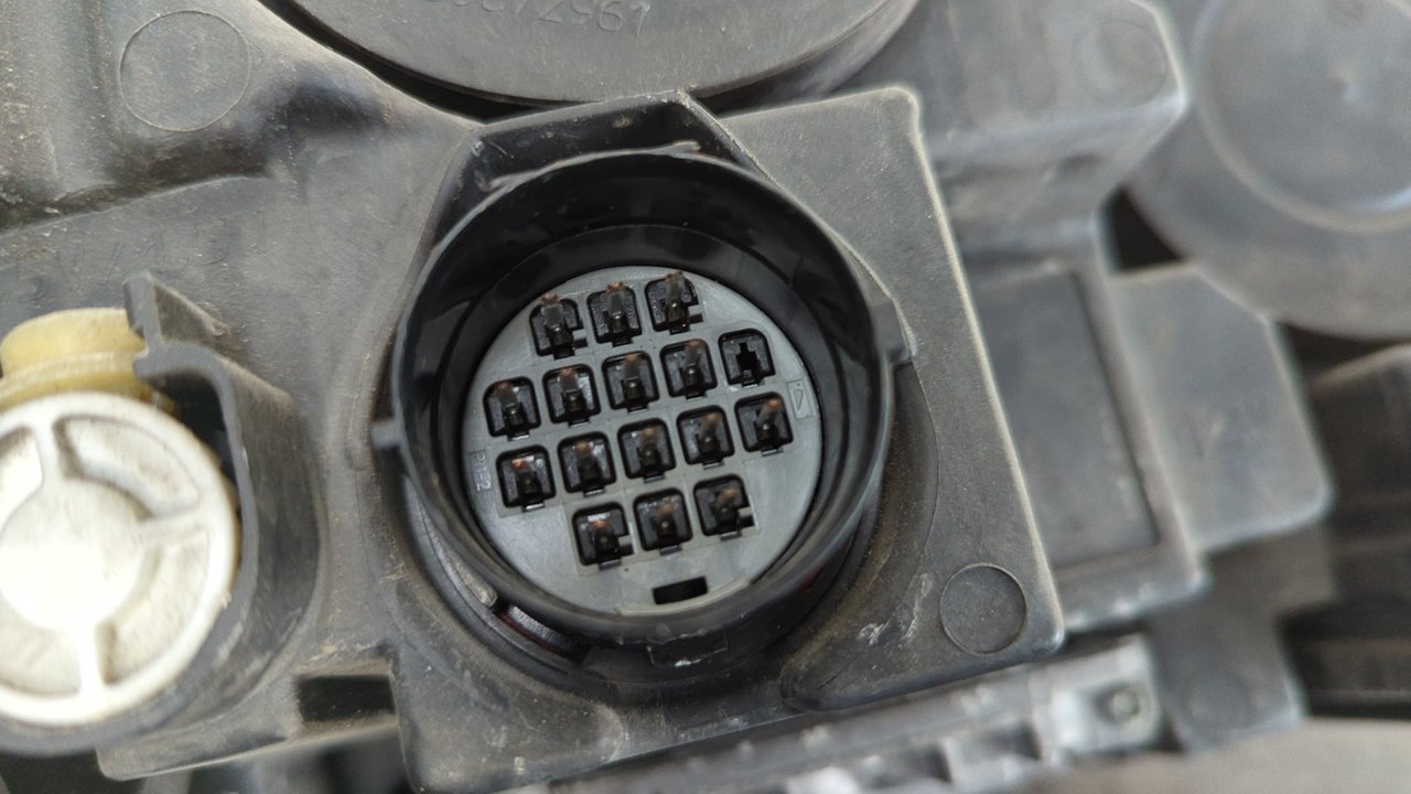 FARO IZQUIERDO LAND ROVER RANGE ROVER SPORT - vista 2