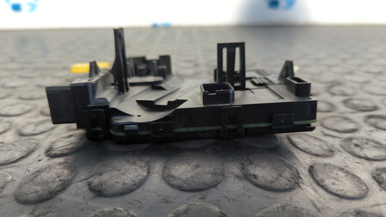 MODULO ELECTRONICO VOLKSWAGEN CADDY KA/KB (2K) - vista 5