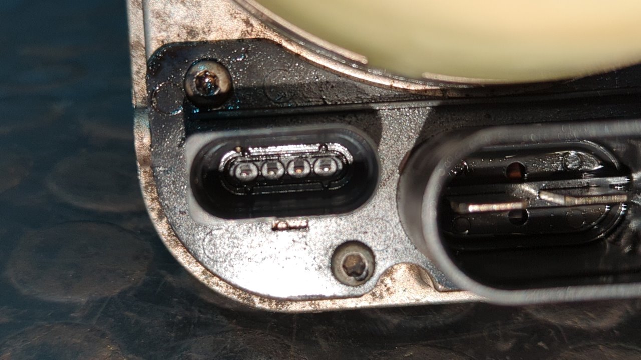 BOMBA DIRECCION VOLKSWAGEN POLO (6R1) - vista 8