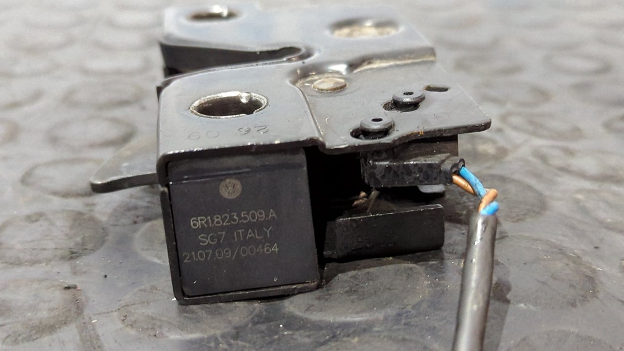 CERRADURA CAPO VOLKSWAGEN POLO (6R1) - vista 3