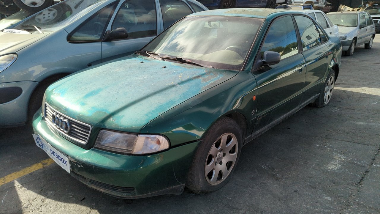 AUDI A4 BERLINA (B5)