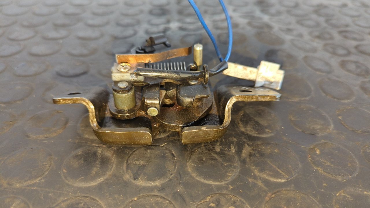 CERRADURA MALETERO / PORTON KIA SPORTAGE - vista 4