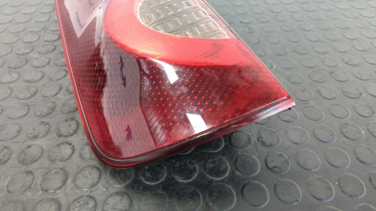 PILOTO TRASERO IZQUIERDO NISSAN NOTE (E11E) - vista 7