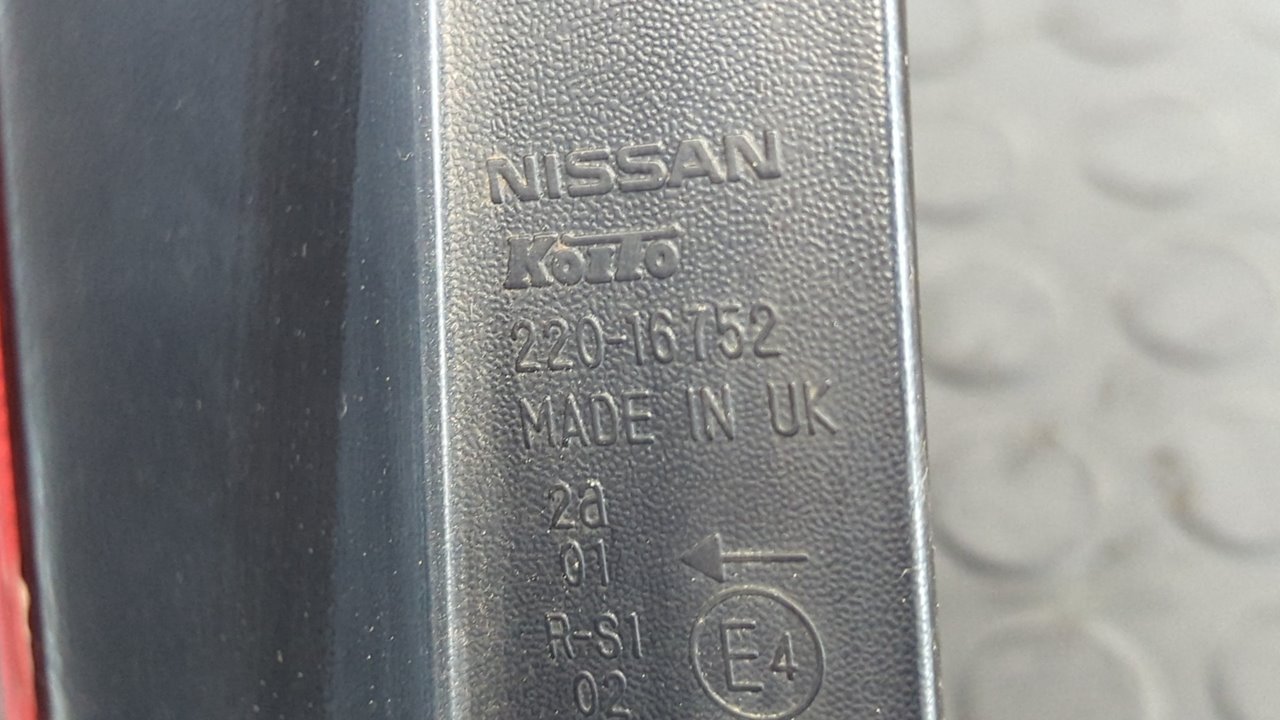 PILOTO TRASERO IZQUIERDO NISSAN NOTE (E11E) - vista 8