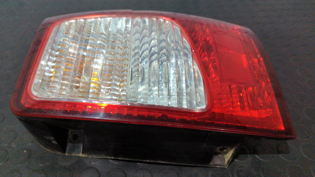 PILOTO TRASERO DERECHO KIA JOICE - vista 3