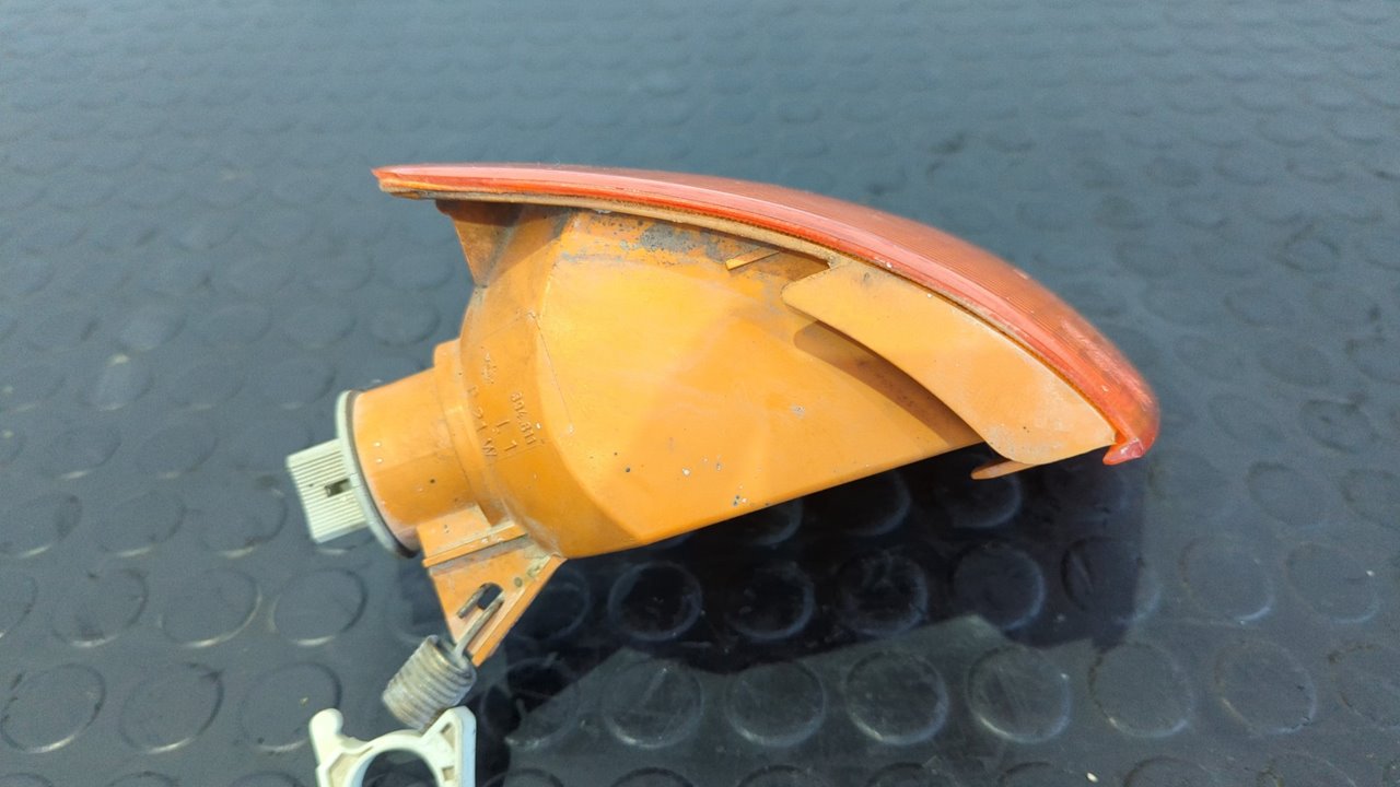 PILOTO DELANTERO IZQUIERDO FORD ESCORT BERLINA - vista 7