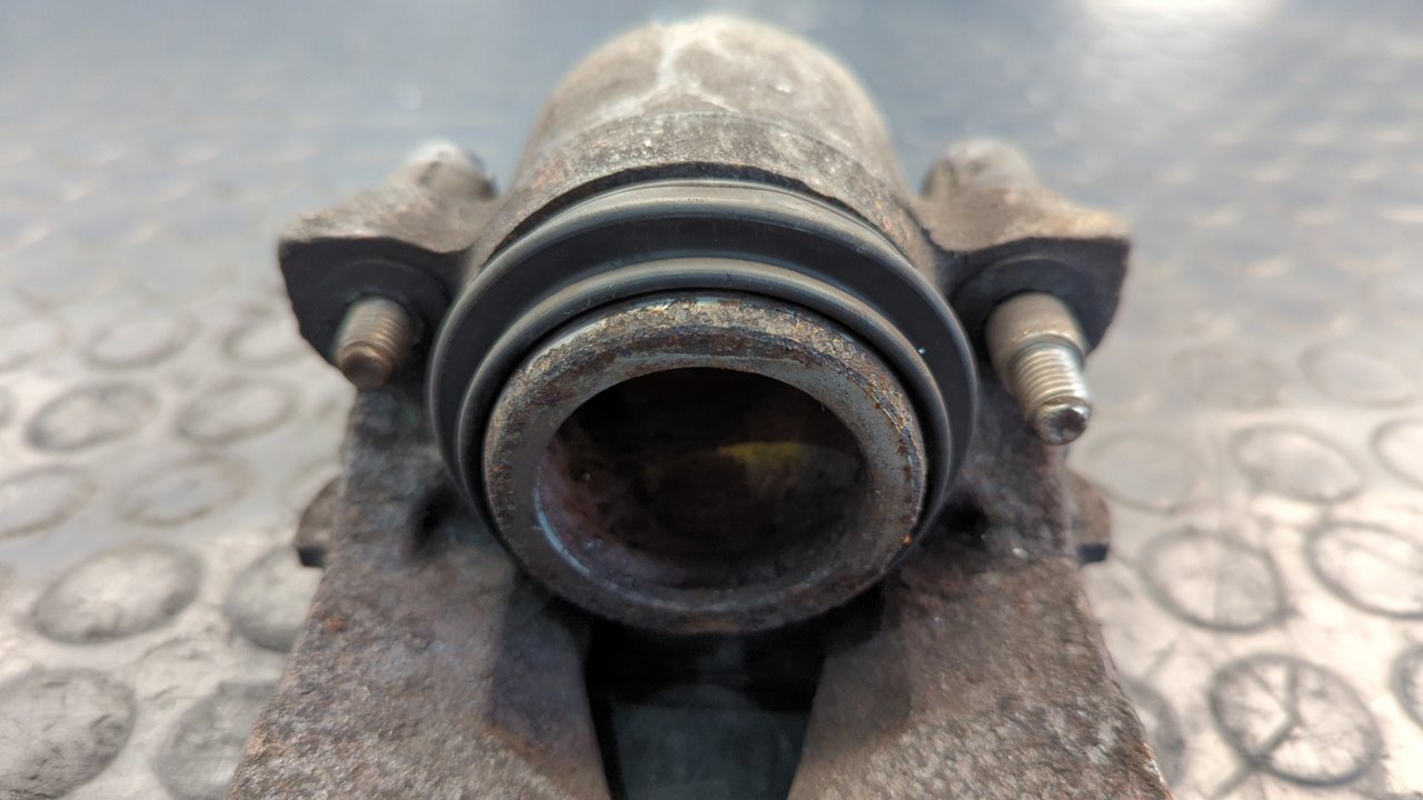 PINZA DE FRENO DELANTERA IZQUIERDA VOLKSWAGEN NEW BEETLE (9C1/1C1) - vista 7