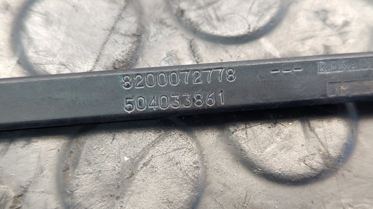 BRAZO LIMPIA DELANTERO IZQUIERDO IVECO DAILY CAJA CERRADA (1999 =>) - vista 3