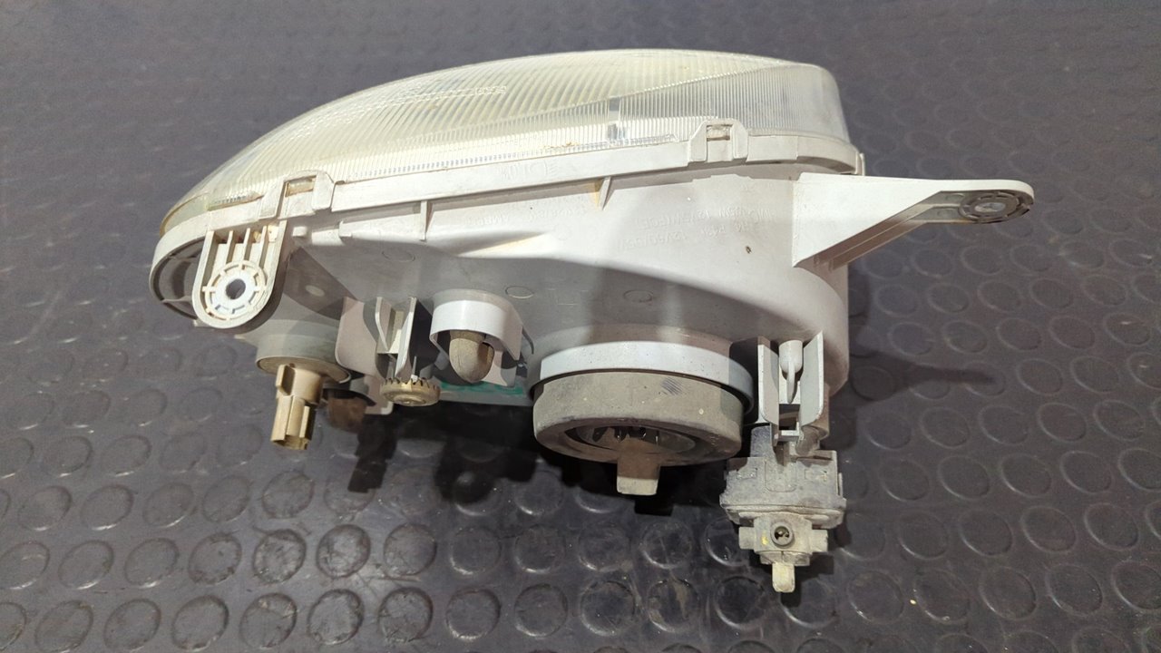 FARO IZQUIERDO HYUNDAI ATOS (MX) - vista 3