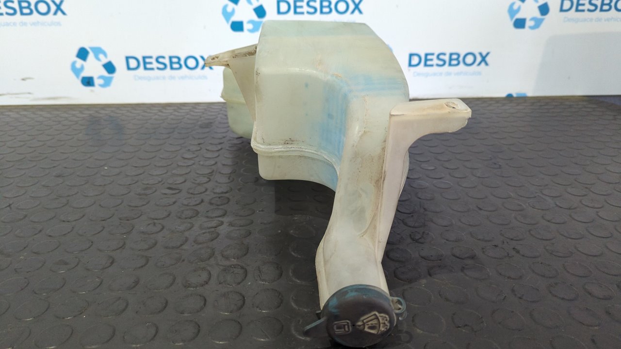 DEPOSITO LIMPIA IVECO DAILY CAJA CERRADA (1999 =>) - vista 3